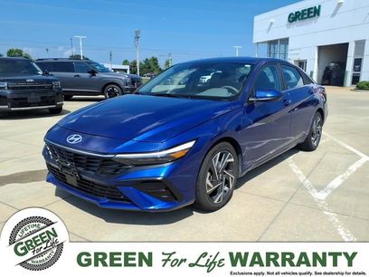 Certified 2025 Hyundai Elantra SEL