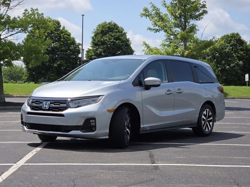 Certified 2026 Honda Odyssey EX-L image 19