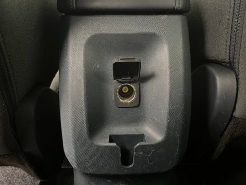 Used 2022 Ford Maverick XLT FWD image 25
