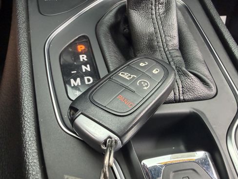 Used 2021 Jeep Cherokee Latitude Lux 80th Anniv w/ Quick Order Package 2YU 80th AWD/4WD image 52