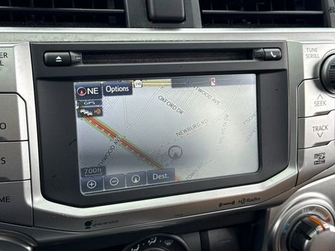 Used 2018 Toyota 4Runner SR5 Premium image 29