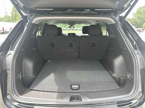 Certified 2024 Chevrolet Blazer LT w/ Convenience Package FWD image 36