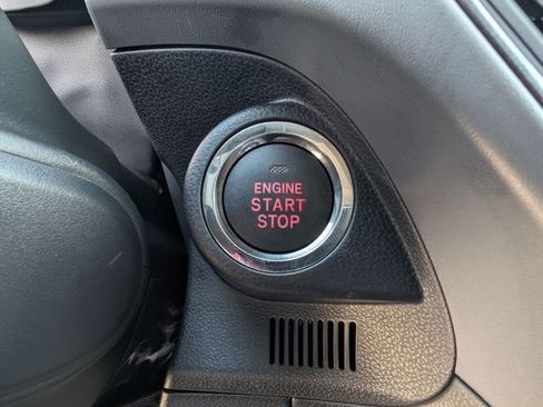 Certified 2025 Subaru Crosstrek 2.5i Limited image 33