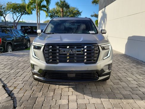 New 2026 GMC Acadia Denali Ultimate image 2