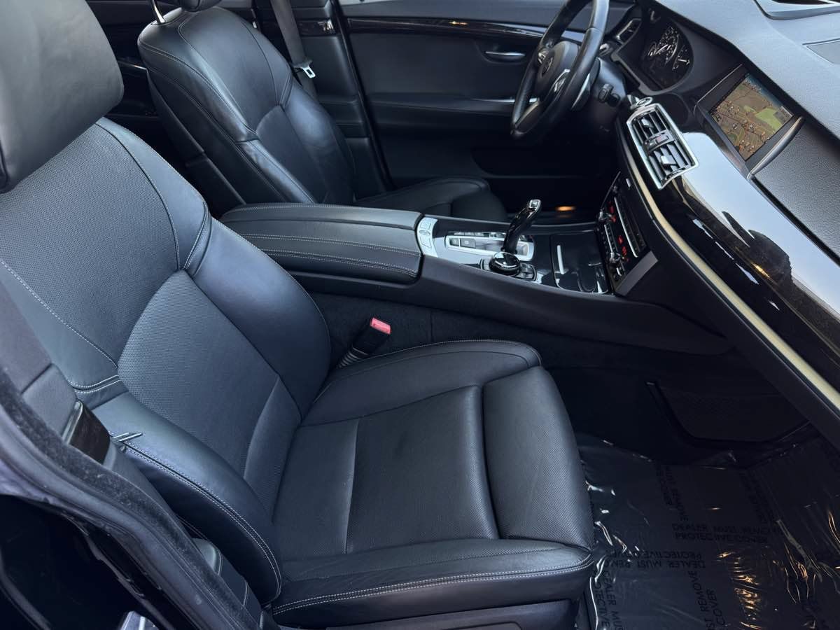 Used 2017 BMW 550i Gran Turismo xDrive AWD/4WD image 21