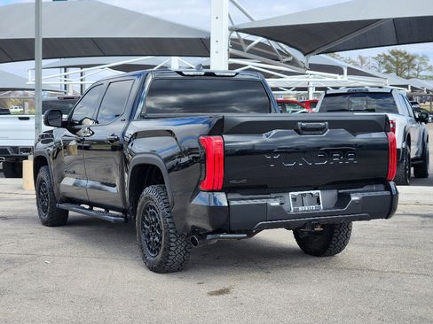 Used 2025 Toyota Tundra SR5 w/ SR5 Premium Package image 5