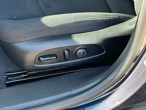 Used 2023 Chevrolet Malibu LT image 11