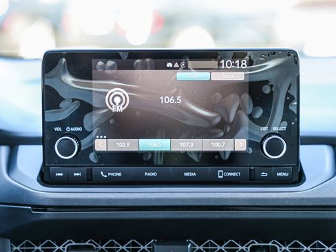 Used 2025 Honda Accord SE image 4