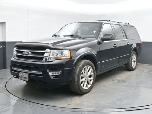 Used 2017 Ford Expedition EL Limited w/ Equipment Group 301A AWD/4WD image 10