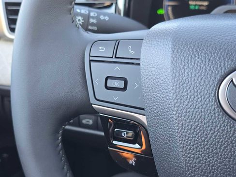 Used 2026 Toyota Camry XLE image 34