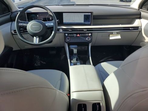 Certified 2025 Hyundai Tucson SEL FWD image 24