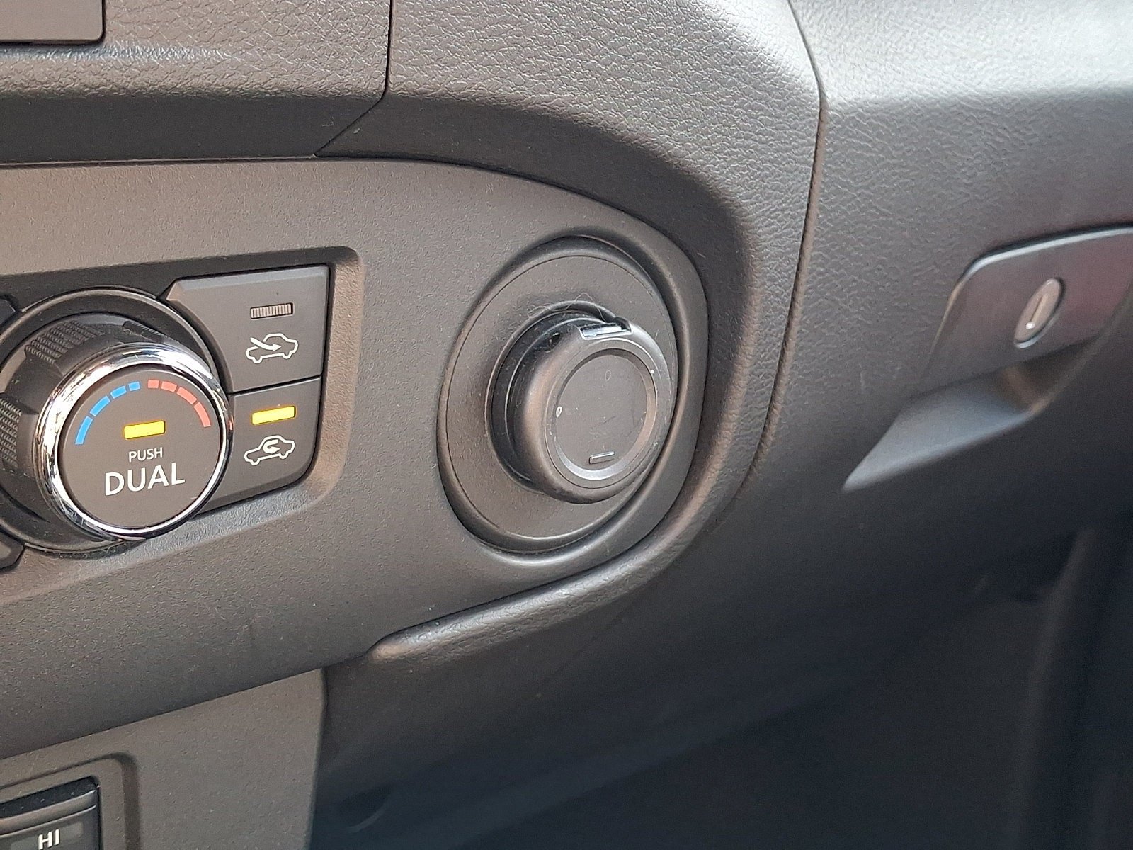 Certified 2022 Nissan Frontier PRO-4X AWD/4WD image 26