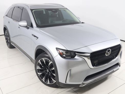 Used 2024 MAZDA CX-90 Plug-In Hybrid w/ Premium Pkg image 19