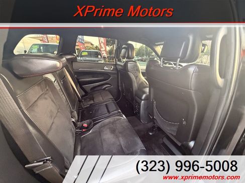 Used 2017 Jeep Grand Cherokee Trailhawk AWD/4WD image 31