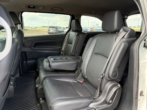 Used 2024 Honda Odyssey EX-L image 13