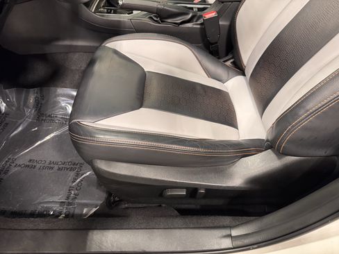 Used 2023 Subaru Crosstrek 2.5i Limited w/ Moonroof Package image 21