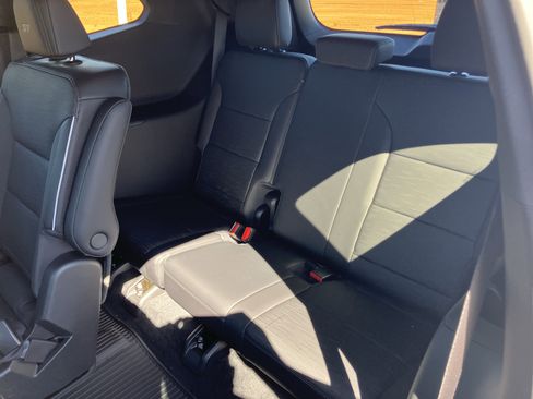 New 2026 Buick Enclave Sport Touring w/ LPO, Floor Liner Package image 14