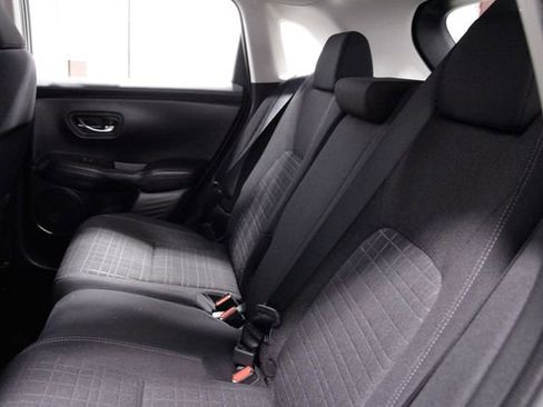 Certified 2023 Honda HR-V LX image 18