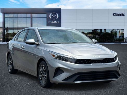 Used 2023 Kia Forte LXS FWD image 1