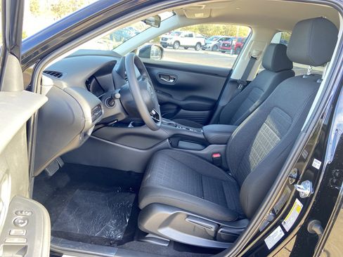New 2026 Honda HR-V LX image 29