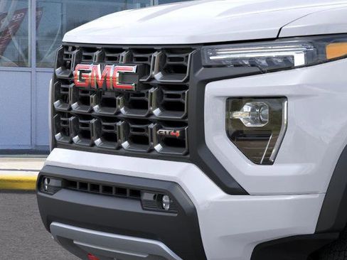 New 2025 GMC Canyon AT4 image 37