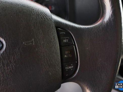 Used 2018 Ford E-350 and Econoline 350 Super Duty image 23