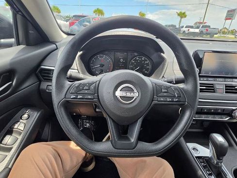 Certified 2024 Nissan Altima 2.5 S FWD image 18
