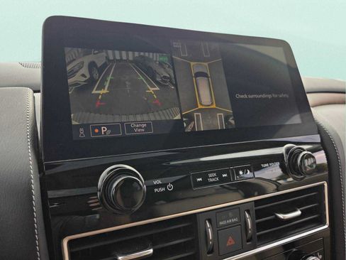 Used 2021 Nissan Armada SL w/ Captain's Chairs Package RWD image 30