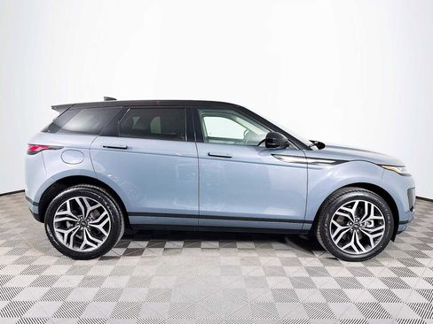 Used 2023 Land Rover Range Rover Evoque SE AWD/4WD image 4