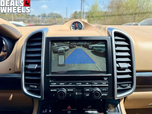 Used 2016 Porsche Cayenne GTS AWD/4WD image 24