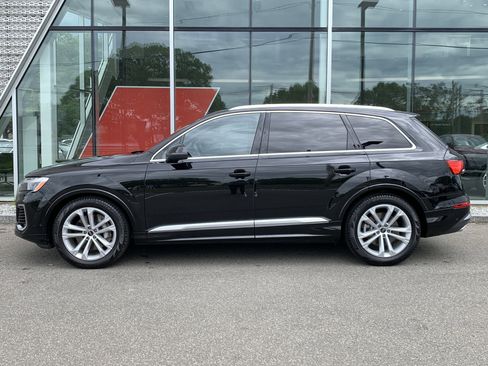Used 2025 Audi Q7 3.0T Premium Plus w/ Premium Plus Package AWD/4WD image 2