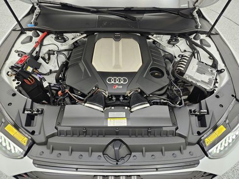 Used 2024 Audi RS 7 Performance image 17