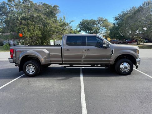 Used 2019 Ford F350 Lariat w/ Lariat Ultimate Package image 10