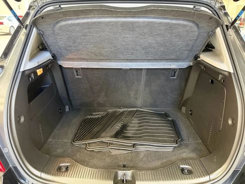 Used 2020 Chevrolet Trax LT w/ LT Convenience Package image 26