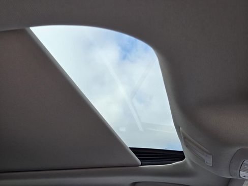 Used 2023 Nissan Murano Platinum w/ Cargo Package image 9