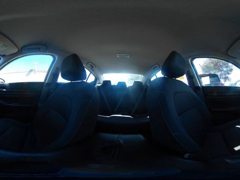 Used 2025 Nissan Altima 2.5 SV FWD image 42