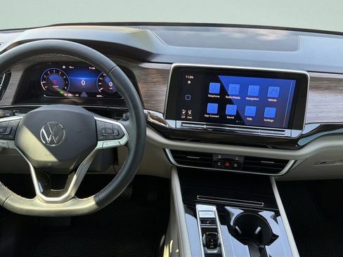 Certified 2026 Volkswagen Atlas SEL AWD/4WD image 19