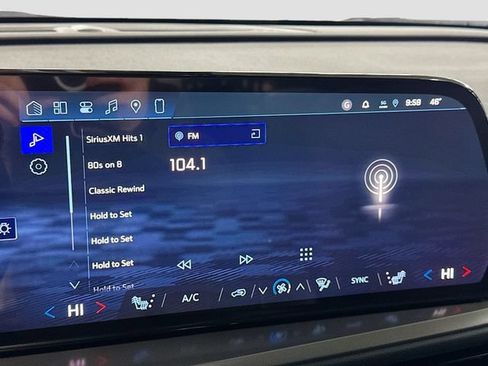 New 2026 Chevrolet Traverse LT w/ LPO, Floor Liner Package AWD/4WD image 16
