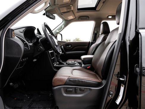 Used 2022 INFINITI QX80 Premium Select w/ Cargo Package image 3