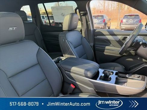 New 2026 Buick Enclave Sport Touring w/ Power Package image 17