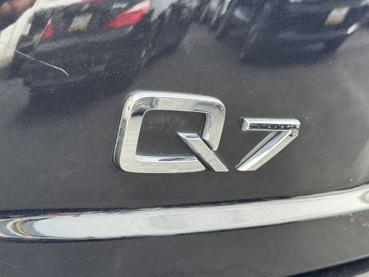 Used 2018 Audi Q7 3.0T Prestige w/ Prestige Package AWD/4WD image 11