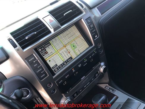 Used 2014 Lexus GX 460 w/ Premium Package AWD/4WD image 14