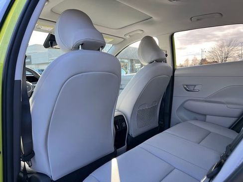 Certified 2025 Hyundai Kona Limited image 9