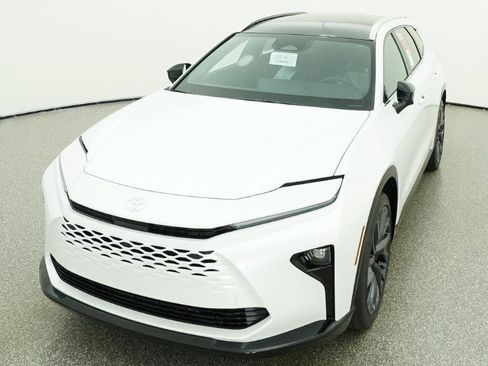 New 2026 Toyota Crown Signia AWD/4WD image 9