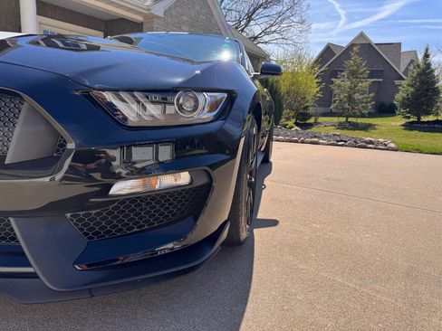 Used 2016 Ford Mustang Shelby GT350 w/ Track Package image 36