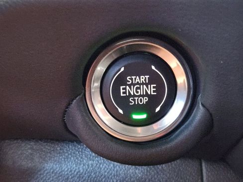 New 2026 Chevrolet Suburban Premier image 16