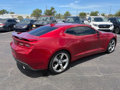 Used 2018 Chevrolet Camaro SS RWD image 7
