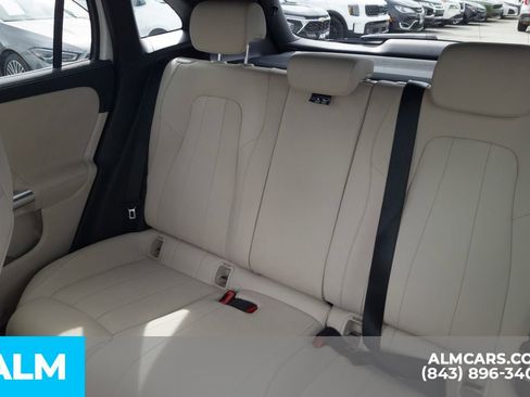 Used 2025 Mercedes-Benz GLA 250 4MATIC image 15