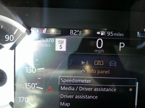 Used 2023 Jaguar XF R-Dynamic SE AWD/4WD image 24