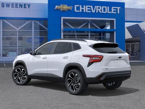 New 2026 Chevrolet Trax RS image 3